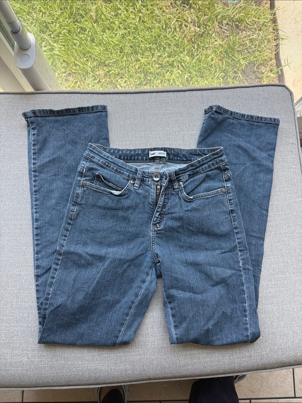 Lee Women's Straight Leg Jeans in Indigo Blue